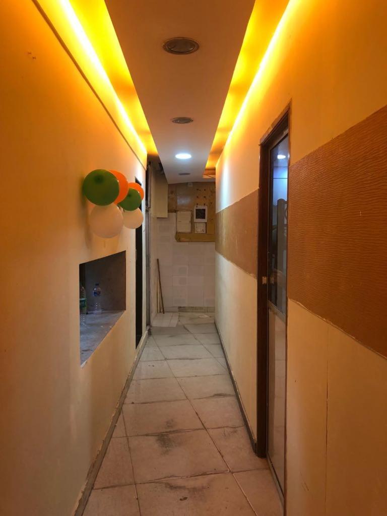 Bandra Dormitory Only For Indian Мумбай Екстериор снимка